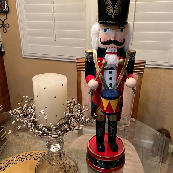 Vintage Nutcracker Wooden Drummer Boy 24” - Picture 2 of 8